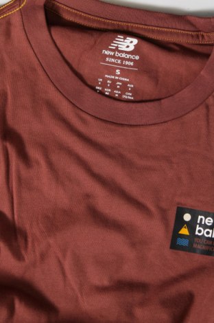 Bluză de bărbați New Balance, Mărime S, Culoare Maro, Preț 126,65 Lei