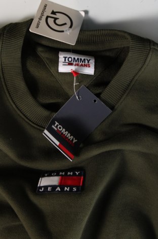 Pánske tričko  Tommy Jeans, Veľkosť L, Farba Zelená, Cena  65,21 €