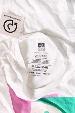 Мъжка тениска Pull&Bear, Размер S, Цвят Бял, Цена 9,75 лв.