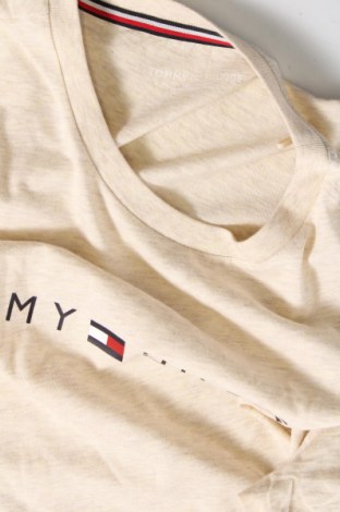 Tricou de bărbați Tommy Hilfiger, Mărime S, Culoare Bej, Preț 223,99 Lei