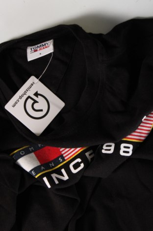 Pánské tričko  Tommy Jeans, Velikost S, Barva Černá, Cena  599,00 Kč