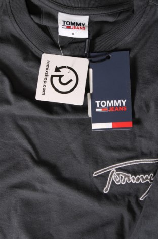 Мъжка тениска Tommy Jeans, Размер M, Цвят Сив, Цена 53,99 лв.