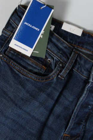 Herren Jeans Jack & Jones, Größe M, Farbe Blau, Preis € 13,99