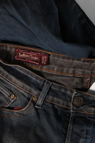 Pánske džínsy  Marlboro Classics, Veľkosť M, Farba Modrá, Cena  23,39 €