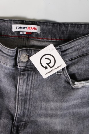 Blugi de bărbați Tommy Jeans, Mărime M, Culoare Gri, Preț 172,99 Lei