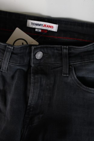 Pánske džínsy  Tommy Jeans, Veľkosť M, Farba Modrá, Cena  29,95 €