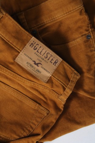 Ανδρικό κοτλέ παντελόνι Hollister, Μέγεθος S, Χρώμα Κίτρινο, Τιμή 10,14 €