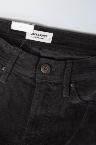 Мъжки джинси Jack & Jones, Размер S, Цвят Сив, Цена 39,60 лв.