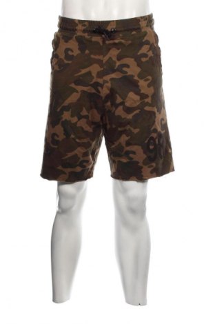 Ανδρικό κοντό παντελόνι, Μέγεθος XL, Χρώμα Πολύχρωμο, Τιμή 7,67 €