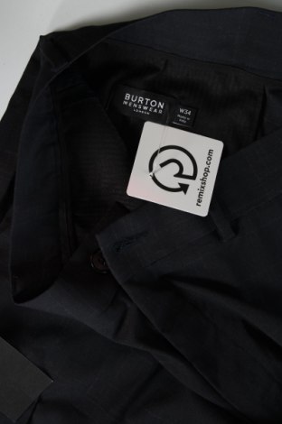 Ανδρικό κοντό παντελόνι Burton of London, Μέγεθος M, Χρώμα Μαύρο, Τιμή 15,98 €