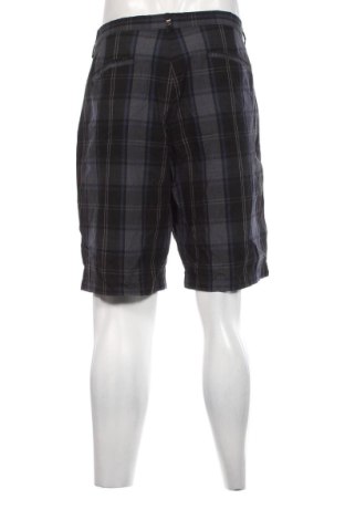 Pantaloni scurți de bărbați Calvin Klein, Mărime XL, Culoare Multicolor, Preț 180,92 Lei