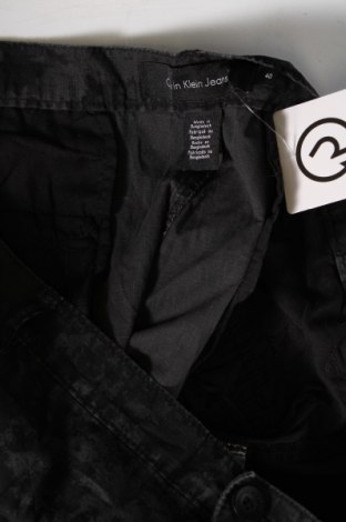 Мъжки къс панталон Calvin Klein Jeans, Размер XL, Цвят Черен, Цена 55,00 лв.