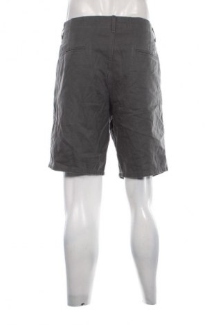 Мъжки къс панталон Dockers, Размер L, Цвят Сив, Цена 48,00 лв.