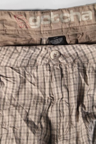 Ανδρικό κοντό παντελόνι Gotcha, Μέγεθος XL, Χρώμα  Μπέζ, Τιμή 16,70 €