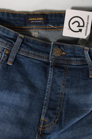 Herren Shorts Jack & Jones, Größe XL, Farbe Blau, Preis 21,98 €