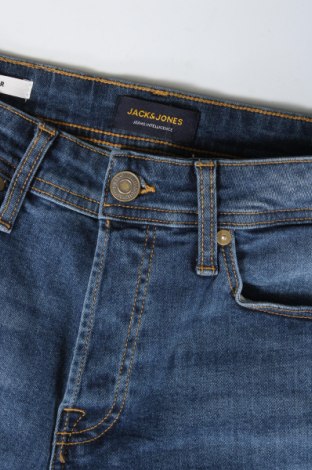 Pantaloni scurți de bărbați Jack & Jones, Mărime XS, Culoare Albastru, Preț 140,26 Lei
