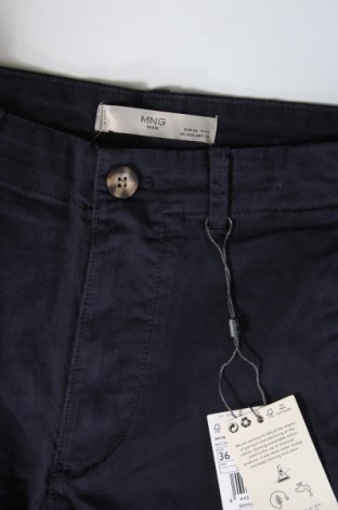 Ανδρικό κοντό παντελόνι Mango, Μέγεθος XS, Χρώμα Μπλέ, Τιμή 12,99 €
