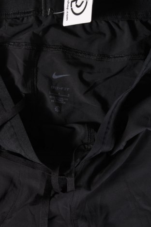 Ανδρικό κοντό παντελόνι Nike, Μέγεθος L, Χρώμα Μαύρο, Τιμή 21,03 €