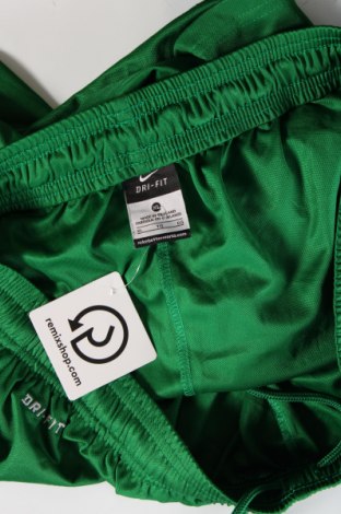 Pánské kraťasy Nike, Velikost XL, Barva Zelená, Cena  542,00 Kč