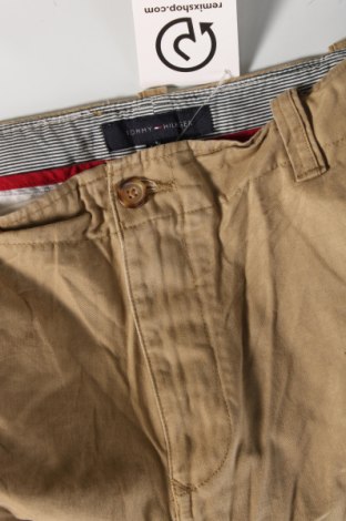 Pantaloni scurți de bărbați Tommy Hilfiger, Mărime XL, Culoare Bej, Preț 223,68 Lei