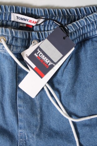 Мъжки къс панталон Tommy Jeans, Размер L, Цвят Син, Цена 109,00 лв.