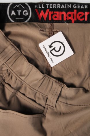 Мъжки къс панталон Wrangler, Размер XXL, Цвят Бежов, Цена 41,00 лв.