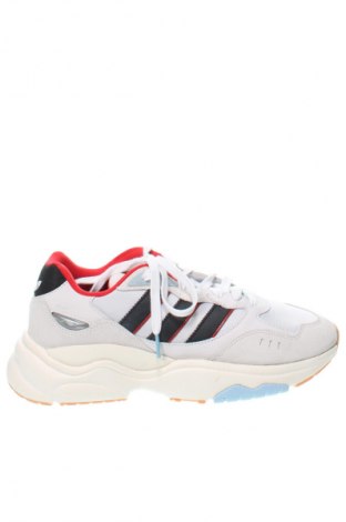 Мъжки обувки Adidas, Размер 44, Цвят Многоцветен, Цена 203,00 лв.