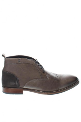 Мъжки обувки Oliver Jacob, Размер 45, Цвят Сив, Цена 54,00 лв.