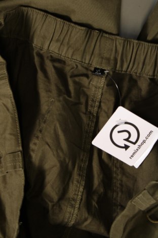 Мъжки панталон, Размер L, Цвят Зелен, Цена 11,60 лв.