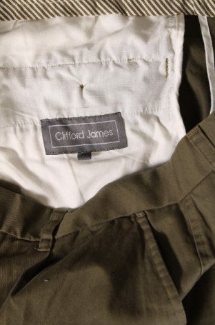 Herrenhose Clifford James, Größe XL, Farbe Grün, Preis 6,29 €