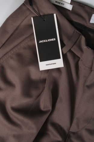 Pánske nohavice  Jack & Jones, Veľkosť S, Farba Hnedá, Cena  15,95 €