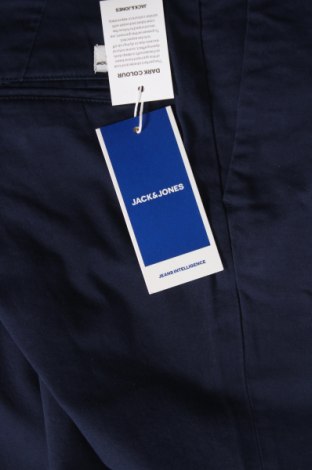 Pantaloni de bărbați Jack & Jones, Mărime S, Culoare Albastru, Preț 146,55 Lei