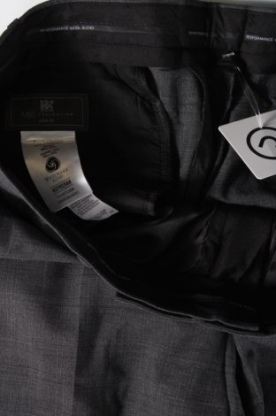 Pánske nohavice  Marks & Spencer, Veľkosť L, Farba Sivá, Cena  5,36 €