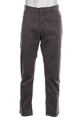 Pantaloni de bărbați Montego, Mărime XL, Culoare Gri, Preț 73,98 Lei