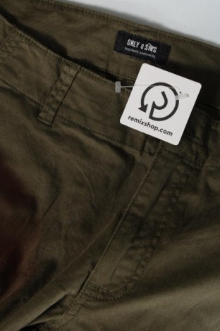 Мъжки панталон Only & Sons, Размер L, Цвят Зелен, Цена 11,60 лв.