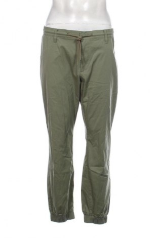 Мъжки панталон S.Oliver, Размер XL, Цвят Зелен, Цена 51,15 лв.