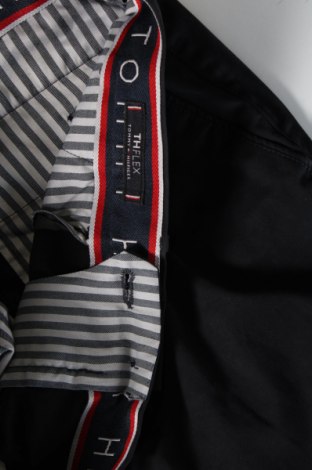 Pánske nohavice  Tommy Hilfiger, Veľkosť L, Farba Modrá, Cena  65,95 €