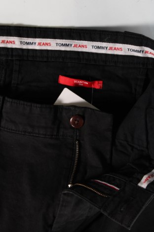 Pánske nohavice  Tommy Jeans, Veľkosť L, Farba Čierna, Cena  85,05 €