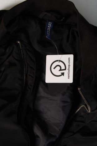 Ανδρικό μπουφάν H&M Divided, Μέγεθος M, Χρώμα Μαύρο, Τιμή 23,32 €