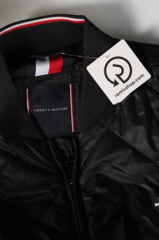 Geacă de bărbati Tommy Hilfiger, Mărime L, Culoare Negru, Preț 539,99 Lei