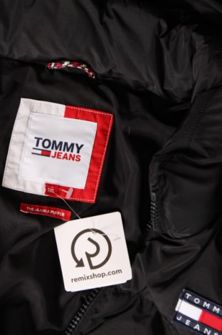 Мъжко яке Tommy Jeans, Размер 3XL, Цвят Черен, Цена 342,49 лв.