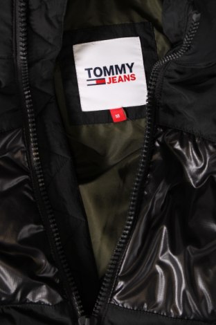 Geacă de bărbati Tommy Jeans, Mărime M, Culoare Negru, Preț 1.125,99 Lei