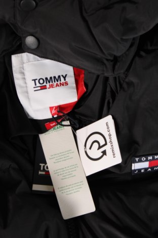 Geacă de bărbati Tommy Jeans, Mărime XS, Culoare Negru, Preț 887,99 Lei