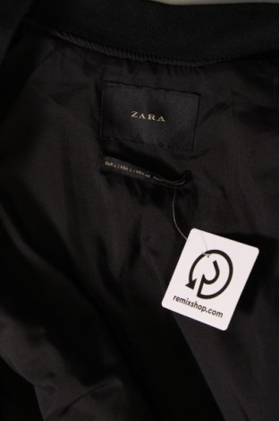 Pánská bunda  Zara, Velikost L, Barva Červená, Cena  360,00 Kč