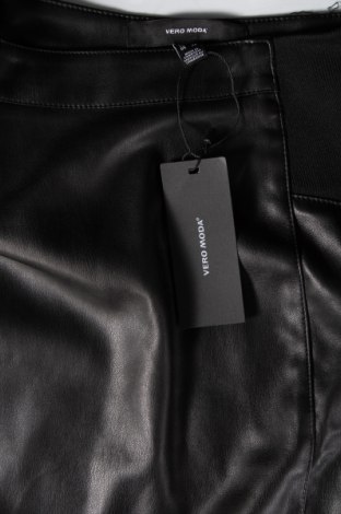 Φούστα Vero Moda, Μέγεθος XS, Χρώμα Μαύρο, Τιμή 11,86 €