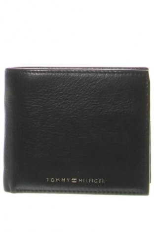 Portmoneu Tommy Hilfiger, Culoare Negru, Preț 303,46 Lei