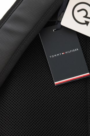 Ruksak  Tommy Hilfiger, Barva Černá, Cena  4 225,00 Kč