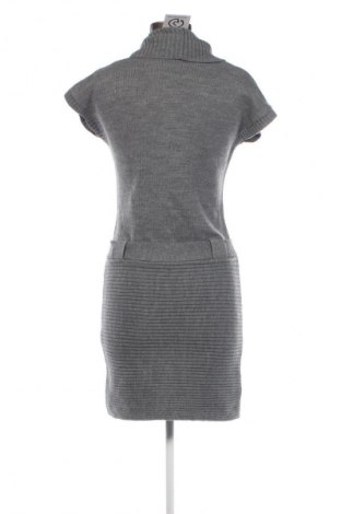 Kleid, Größe M, Farbe Grau, Preis € 11,10