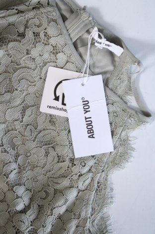 Kleid About You, Größe XL, Farbe Grau, Preis 26,37 €