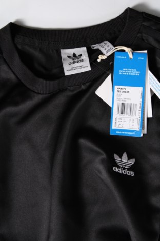 Рокля Adidas Originals, Размер S, Цвят Черен, Цена 64,80 лв.